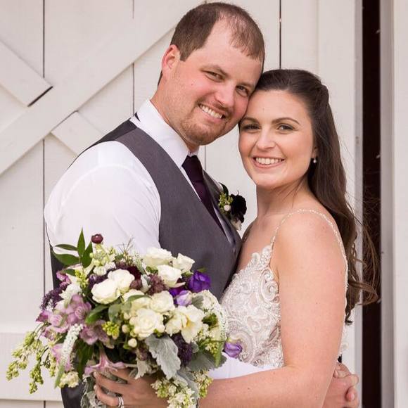 Meet your Posher, Taylor - Picture 1 of 1